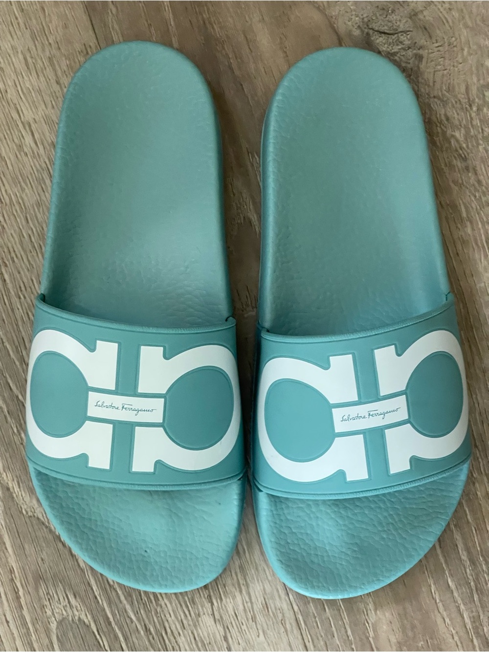 Salvatore Ferragamo Turquoise and White Logo Slide Sandals women’s 8 new